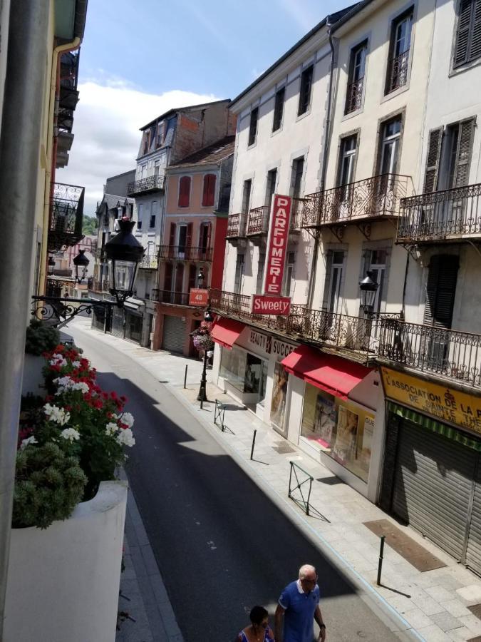 Superbe T3 Avec Parking Et Terrasse En Plein Centre-Ville Lourdes Kültér fotó