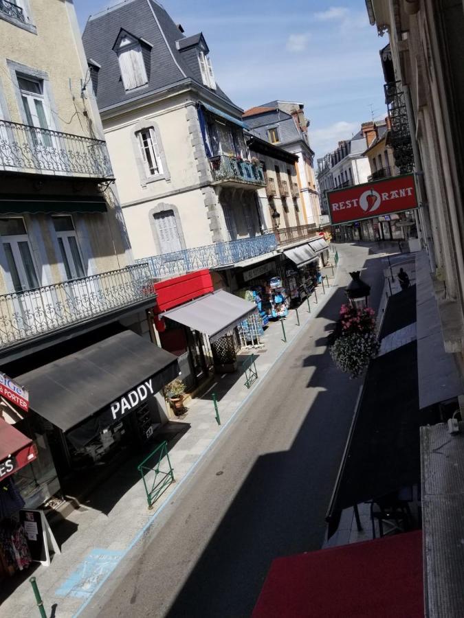 Superbe T3 Avec Parking Et Terrasse En Plein Centre-Ville Lourdes Kültér fotó